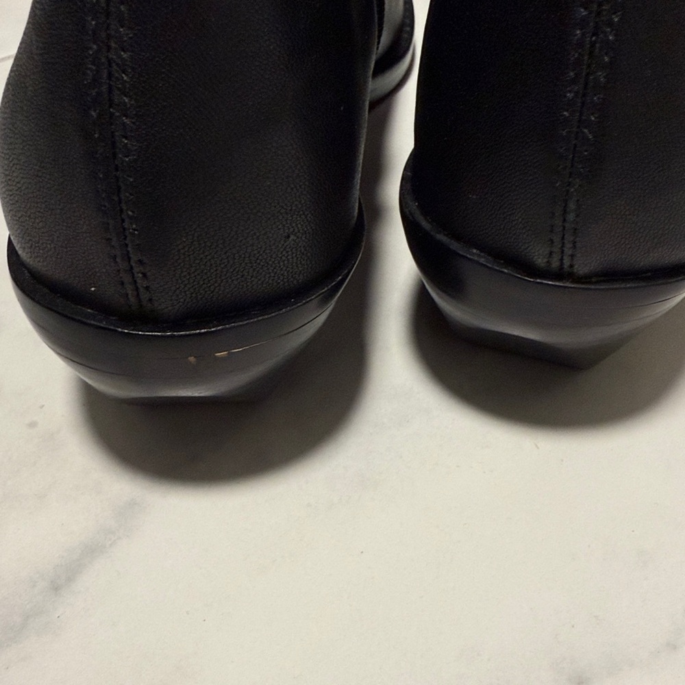 Madewell Sleek Black Leather Idris Boot - Picture 4 of 7